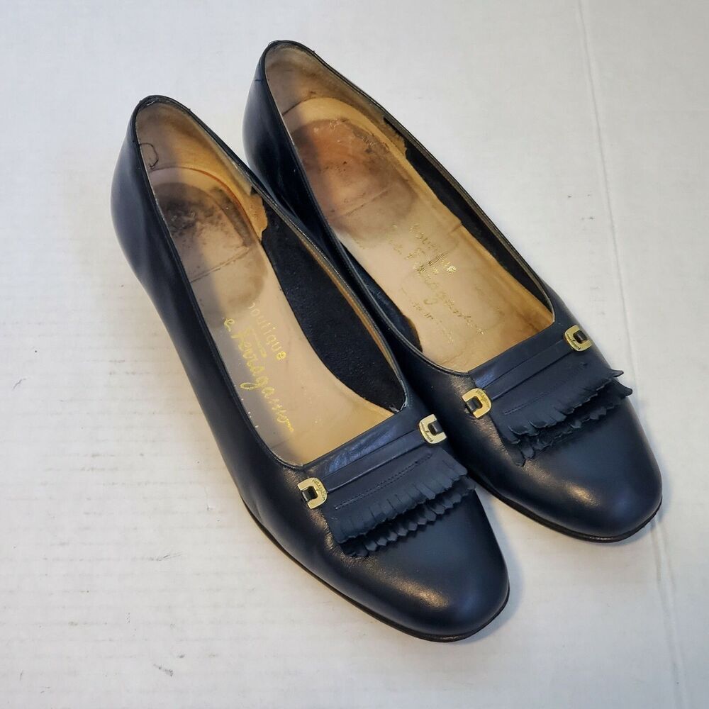 Salvatore Ferragamo Navy‎ Blue Leather Pumps Low Heels Gold Acc Sz 5.5B Vintage